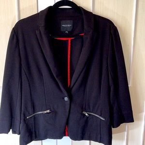 Christian Siriano 3/4 sleeve blazer